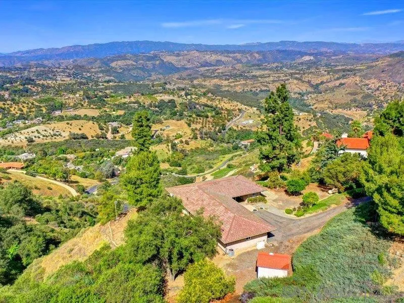 https://cdn.realtyfeed.com/cdn/127/260008206/ab8a5209212af98934ae102d867921a8.webp