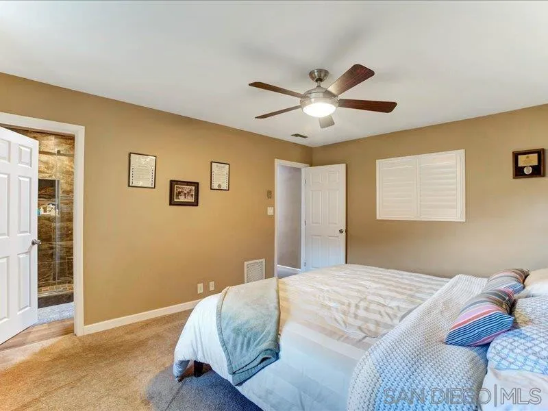 https://cdn.realtyfeed.com/cdn/127/260008206/b343935b07af538a2f7ff69de6e52ab5.webp