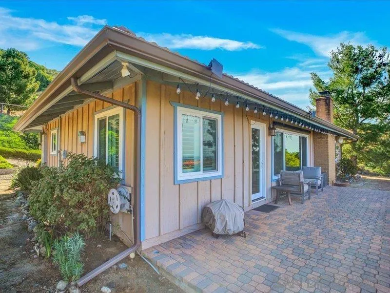 https://cdn.realtyfeed.com/cdn/127/260008206/b8ae30d4a3835221cd1056fbb7c37912.webp