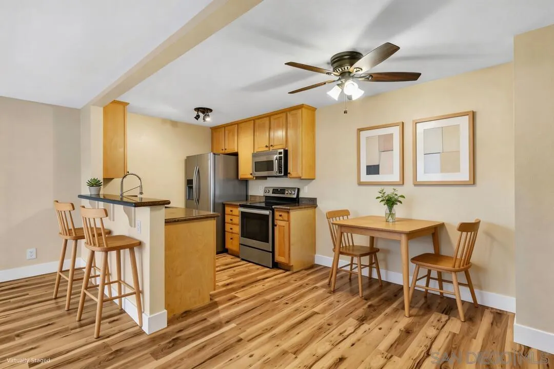 Photo #3: 260008211 Listing: Photo #3