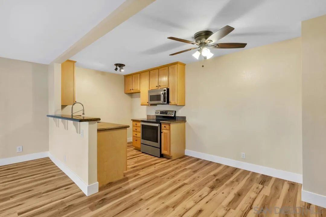 Photo #4: 260008211 Listing: Photo #4