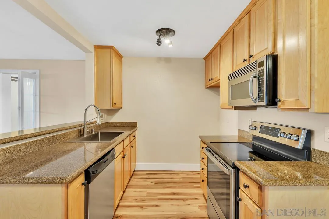 Photo #16: 260008211 Listing: Photo #16