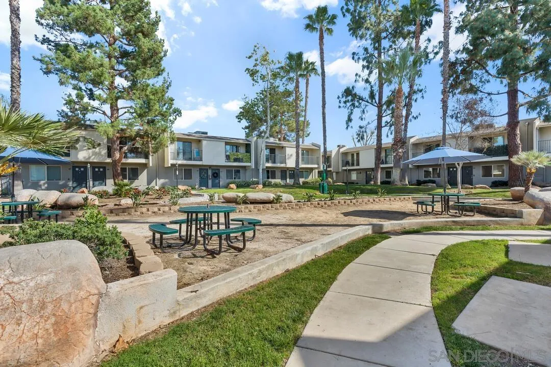 Photo #24: 260008211 Listing: Photo #24