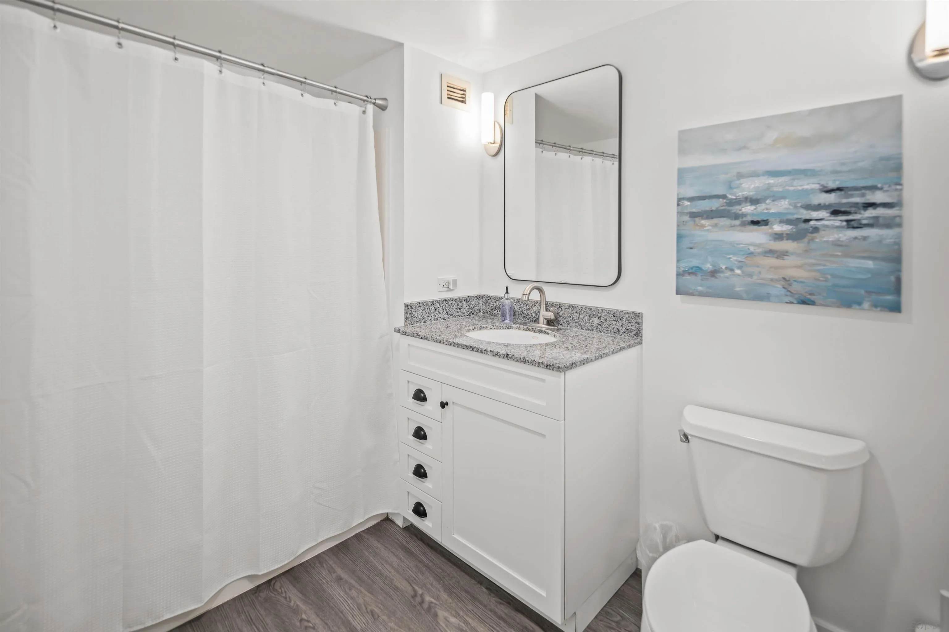 Photo #18: 260008212 Listing: Photo #18