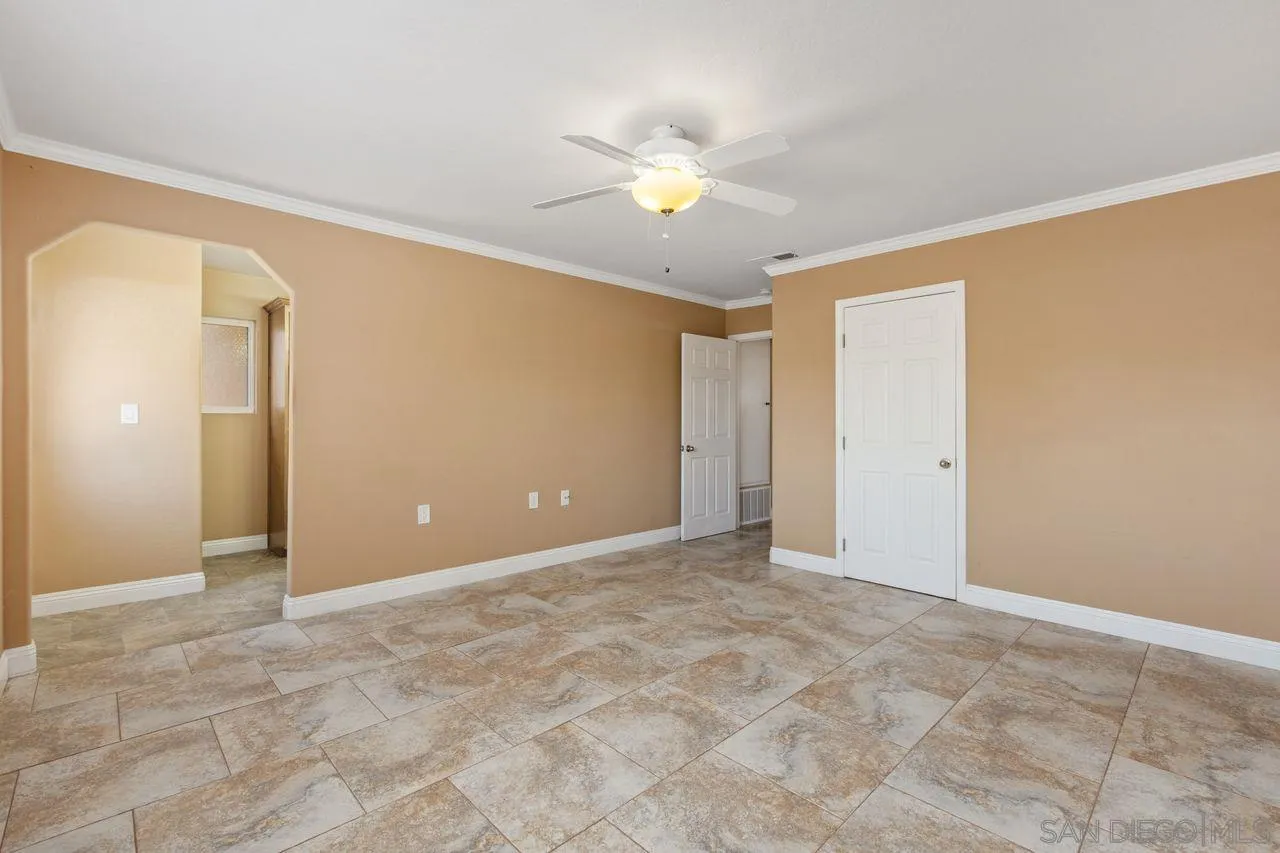 https://cdn.realtyfeed.com/cdn/127/260008218/0aae8178cdc4060e541002ec2034f266.webp
