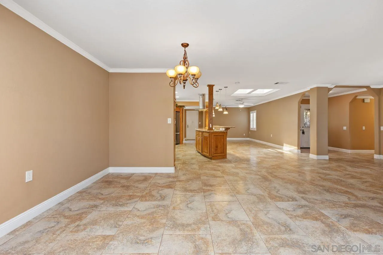 https://cdn.realtyfeed.com/cdn/127/260008218/763337d4d6fdd76df747cbf798f02958.webp