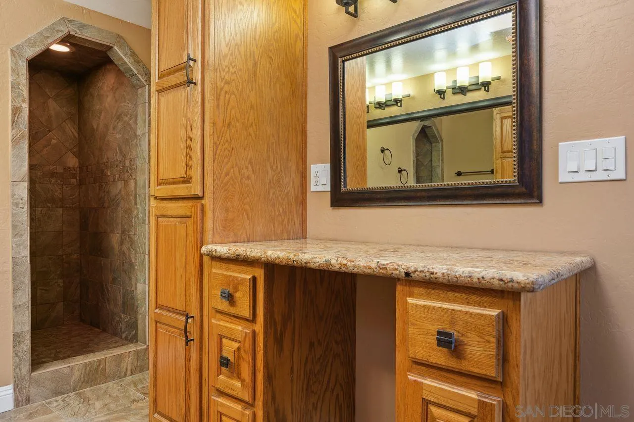 https://cdn.realtyfeed.com/cdn/127/260008218/914b23a43baccf7ccf39504749f6e2dd.webp