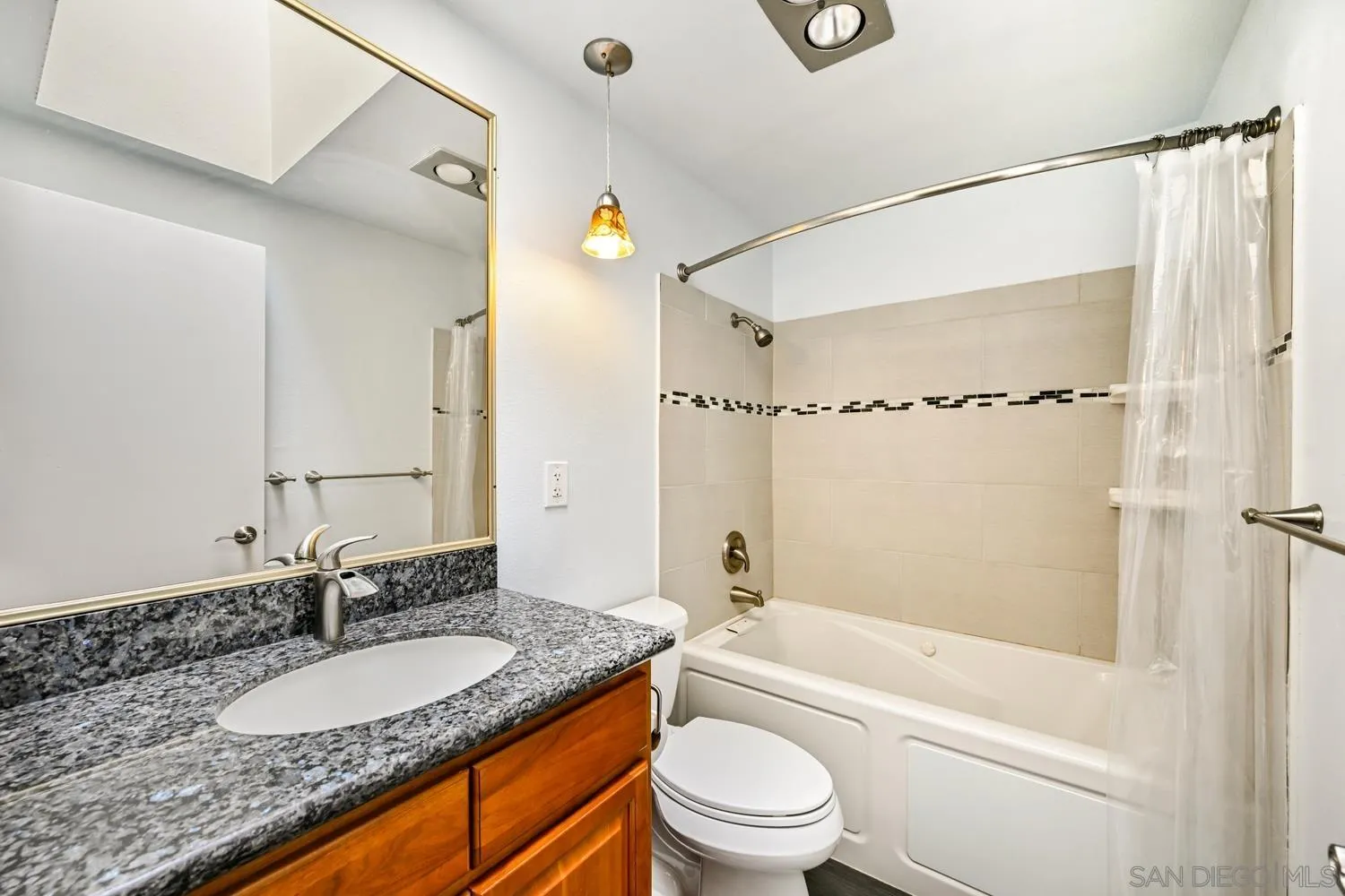 Photo #31: 260008221 Listing: Photo #31