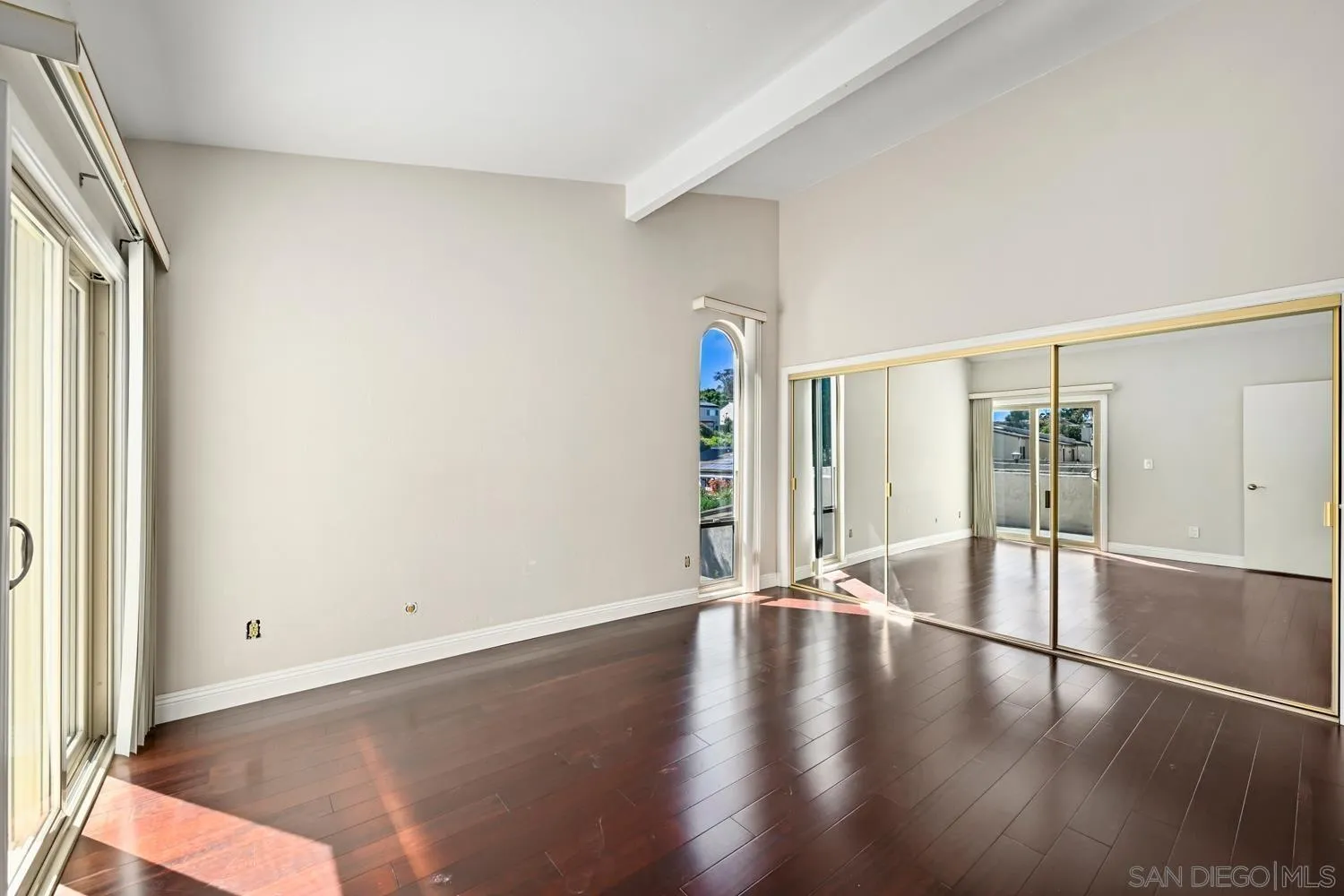 Photo #22: 260008221 Listing: Photo #22