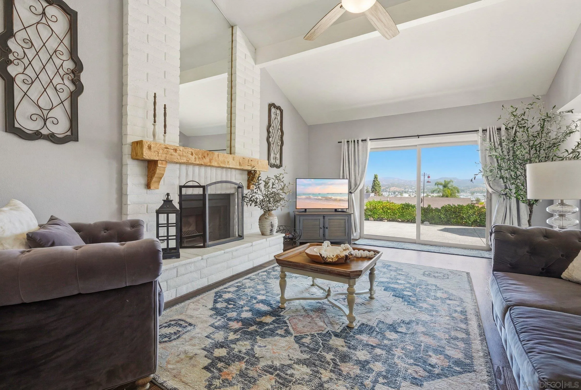 https://cdn.realtyfeed.com/cdn/127/260008222/22d241479e8782d8655421271c5de7b8.webp