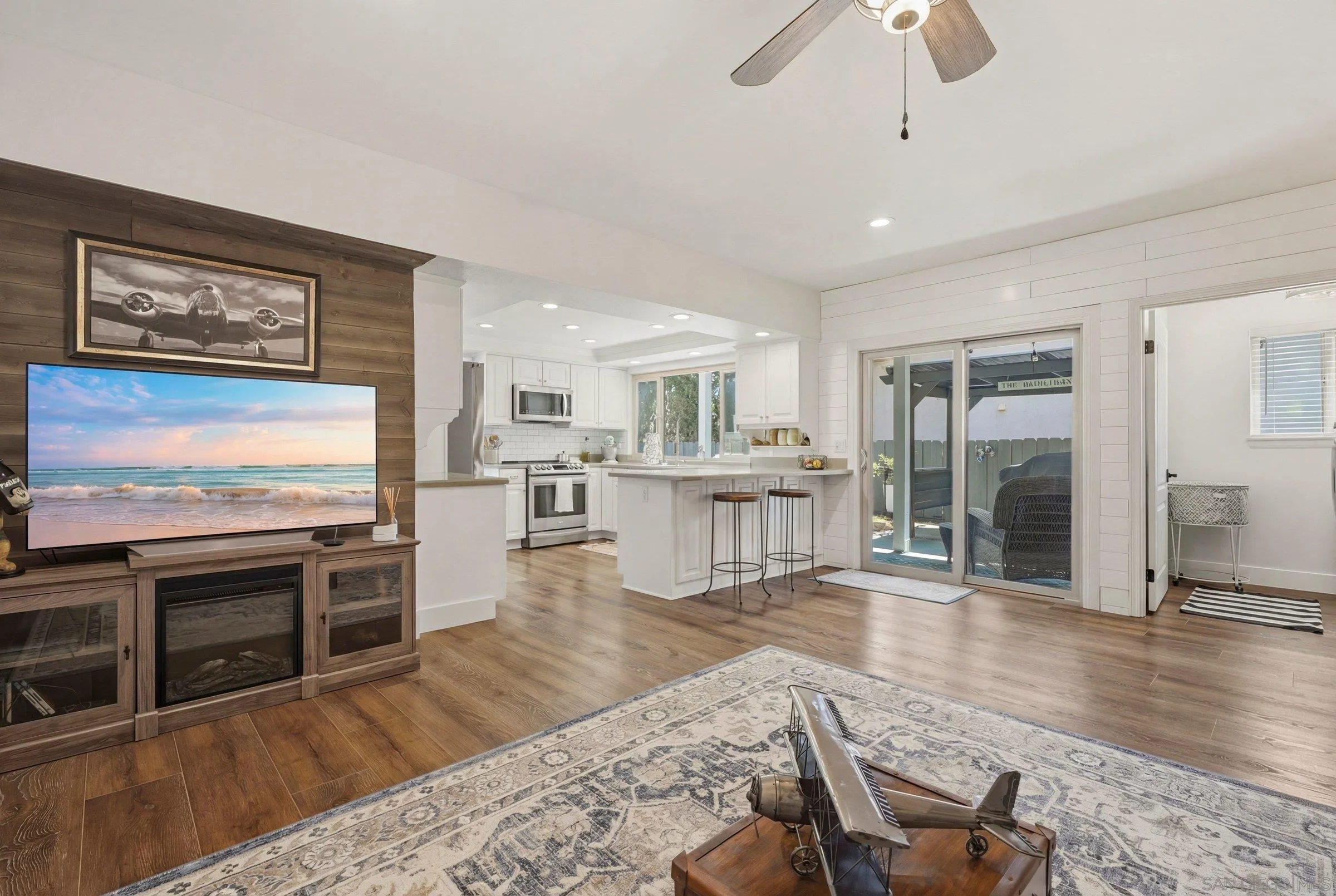 https://cdn.realtyfeed.com/cdn/127/260008222/9d61d3bbcaa72a700e7b079db74ec248.webp