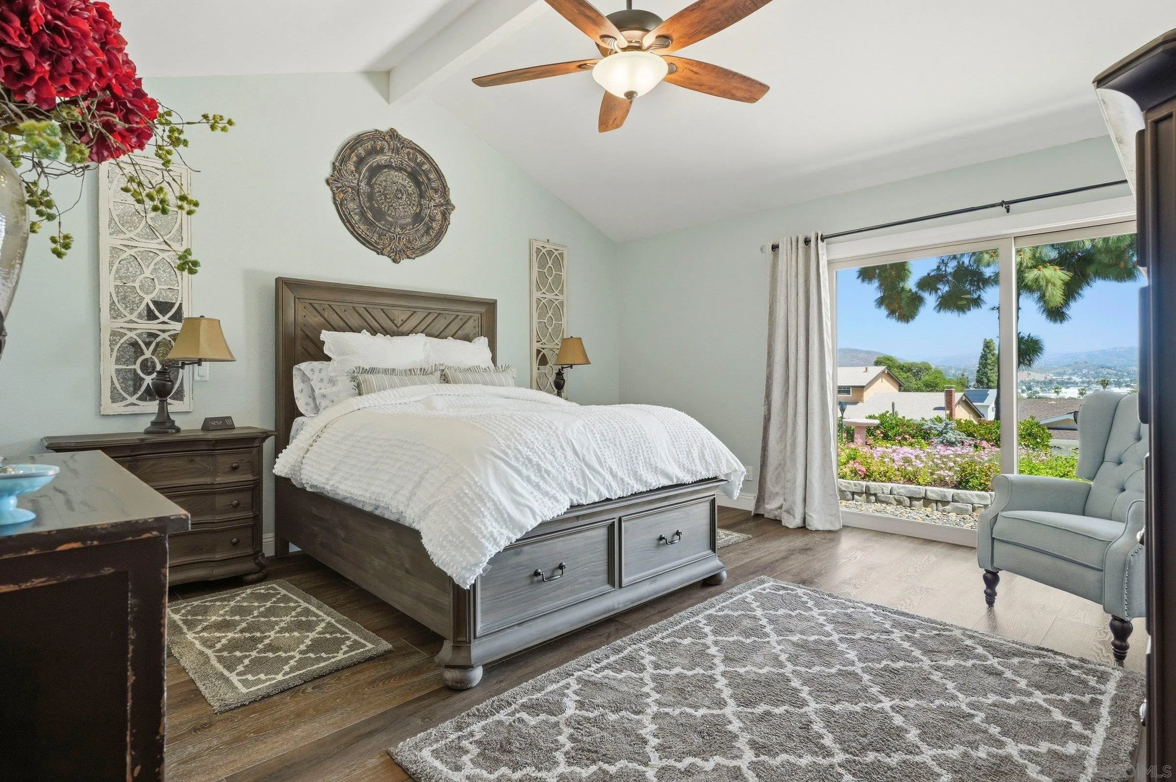 https://cdn.realtyfeed.com/cdn/127/260008222/b19b5126b8a900918a516b00a56d8f48.webp