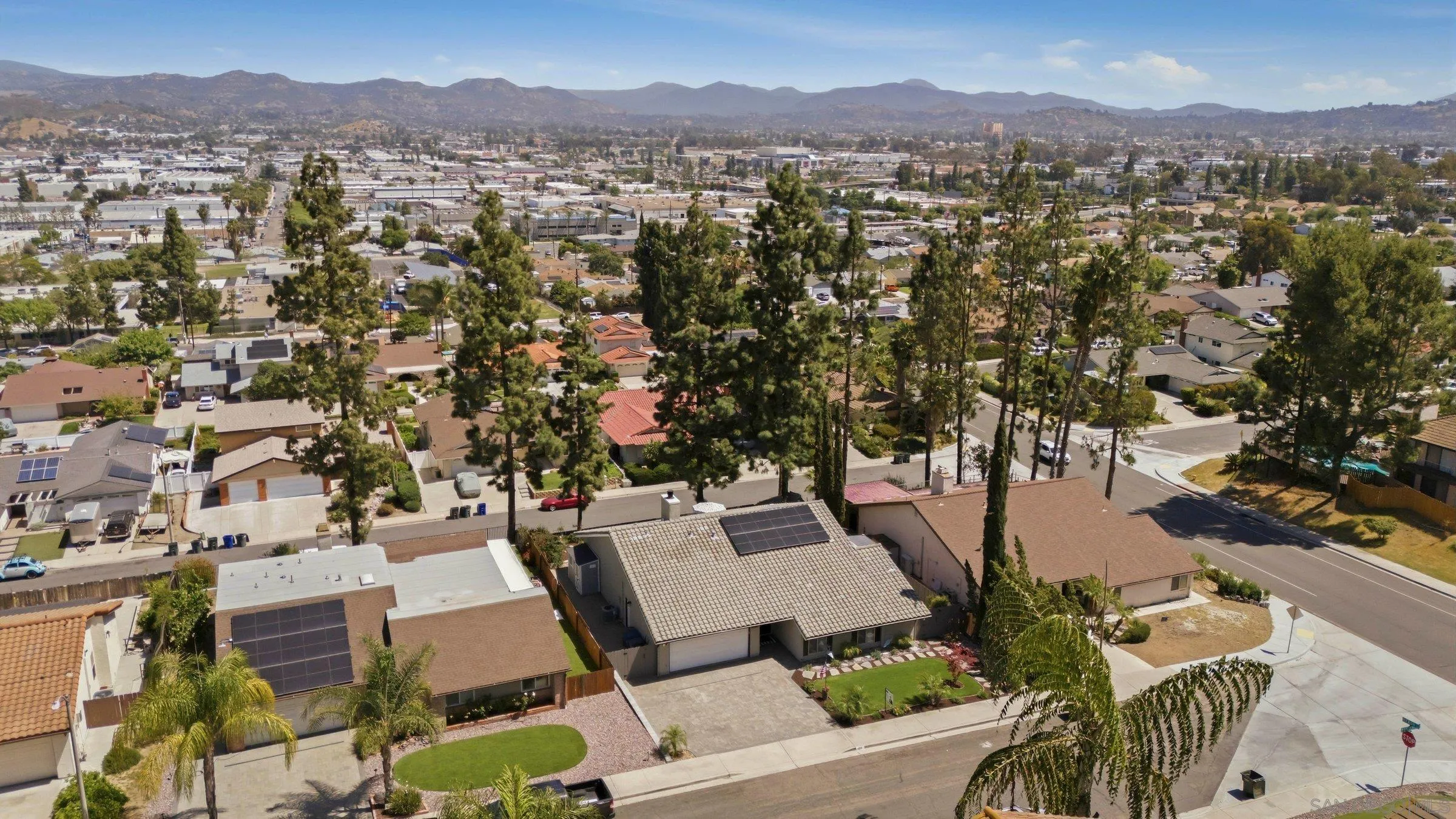 https://cdn.realtyfeed.com/cdn/127/260008222/c1347597dba1037dc6b04a07b726b100.webp