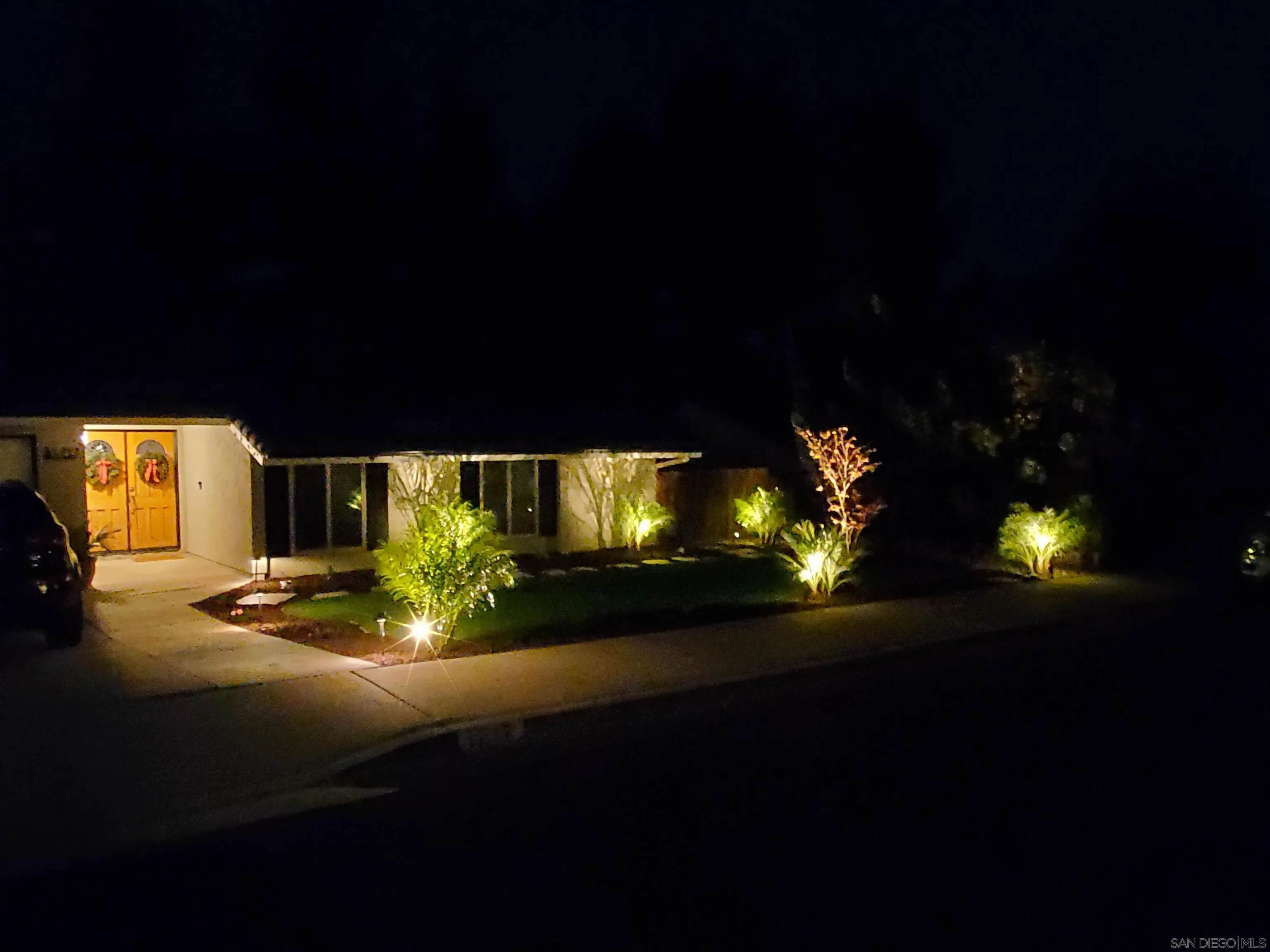 https://cdn.realtyfeed.com/cdn/127/260008222/cf8b6dfc4633e8a153aa1e13b65be62f.webp
