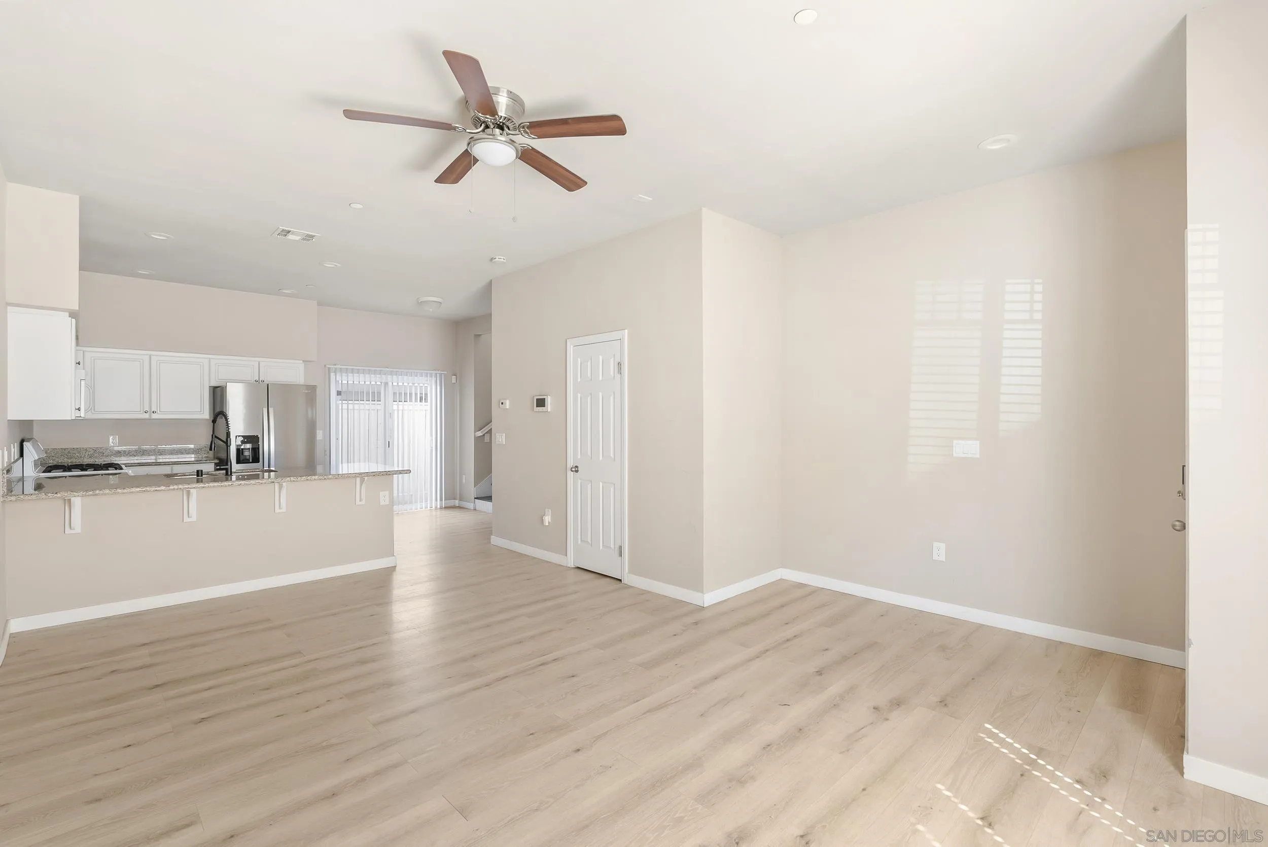 https://cdn.realtyfeed.com/cdn/127/260008224/7d49001f81afb682bca4c0373c95efa3.webp