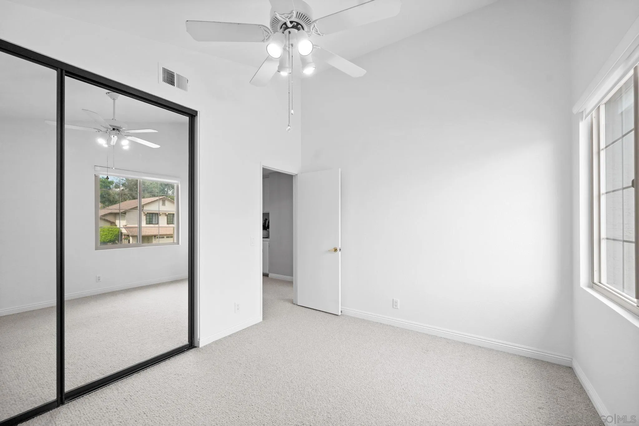 https://cdn.realtyfeed.com/cdn/127/260008225/2fb2c3ac126f6cde29c047032962e874.webp