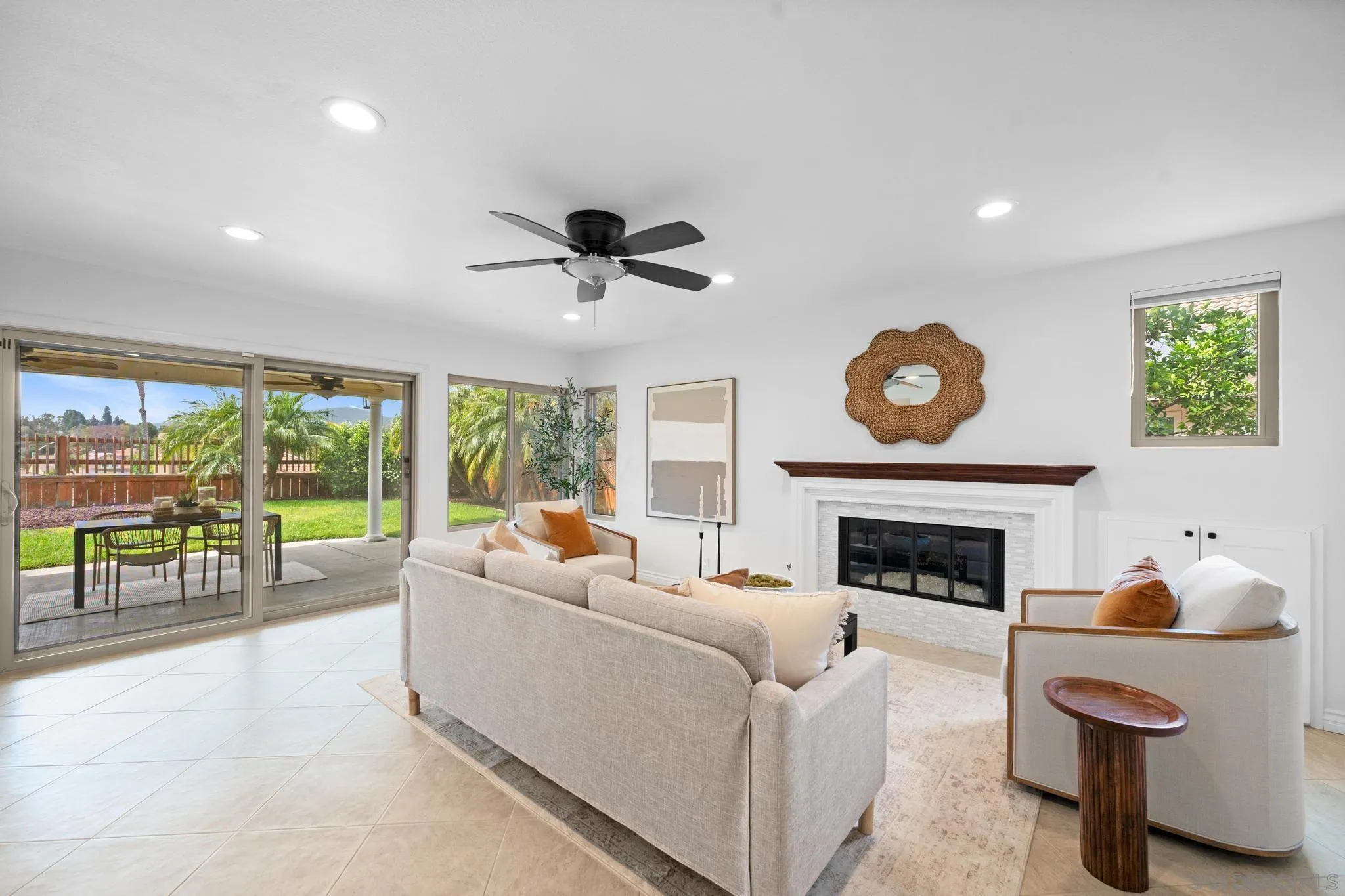 https://cdn.realtyfeed.com/cdn/127/260008225/846f22ac7d053f61fe41b1e5d3518e68.webp