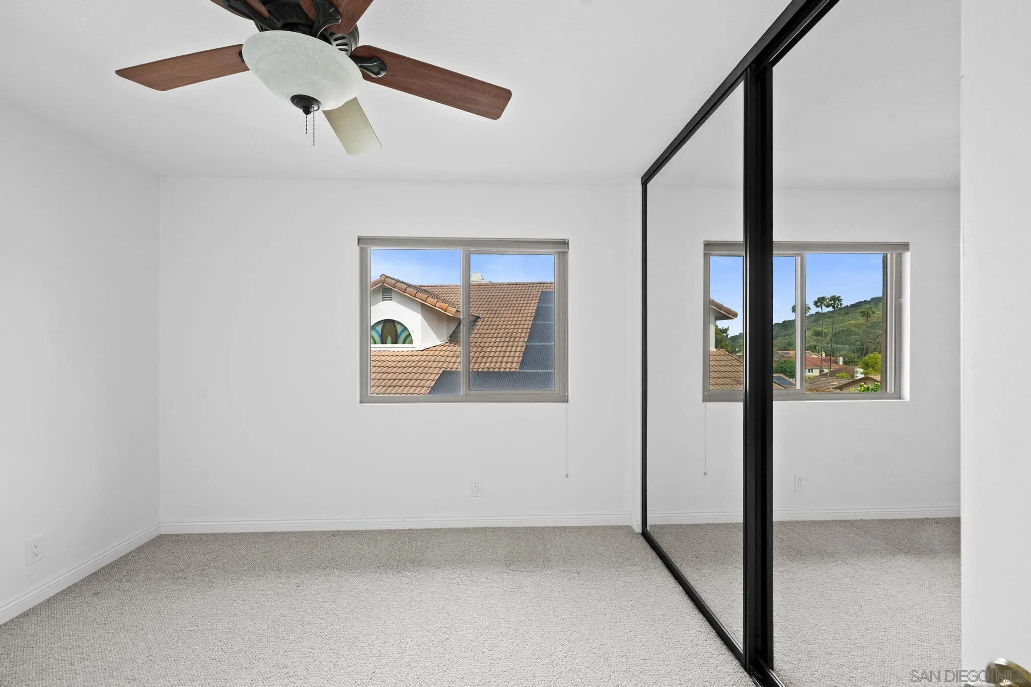 https://cdn.realtyfeed.com/cdn/127/260008225/c361e53ddb23d31116a514f98c510bd4.webp
