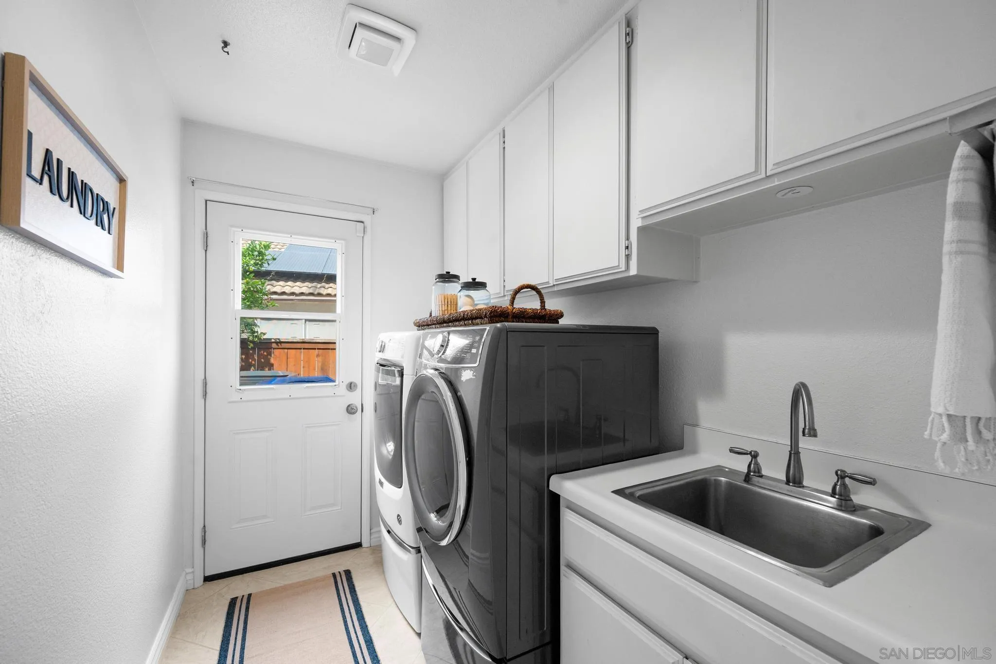 https://cdn.realtyfeed.com/cdn/127/260008225/d34ca16b50c084b2930a8ee89f39c13b.webp