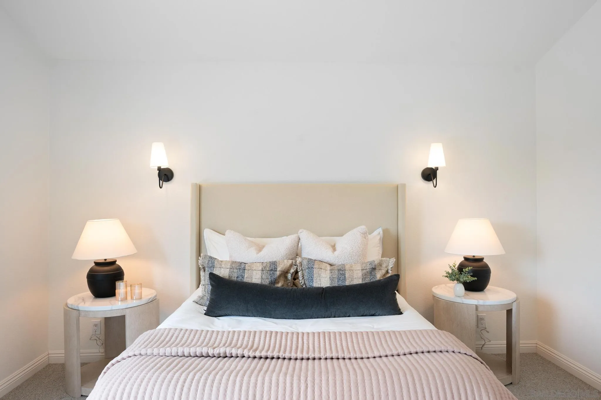 https://cdn.realtyfeed.com/cdn/127/260008225/e7cbf4aa7a61ea14d53b0bceb37a7ffe.webp