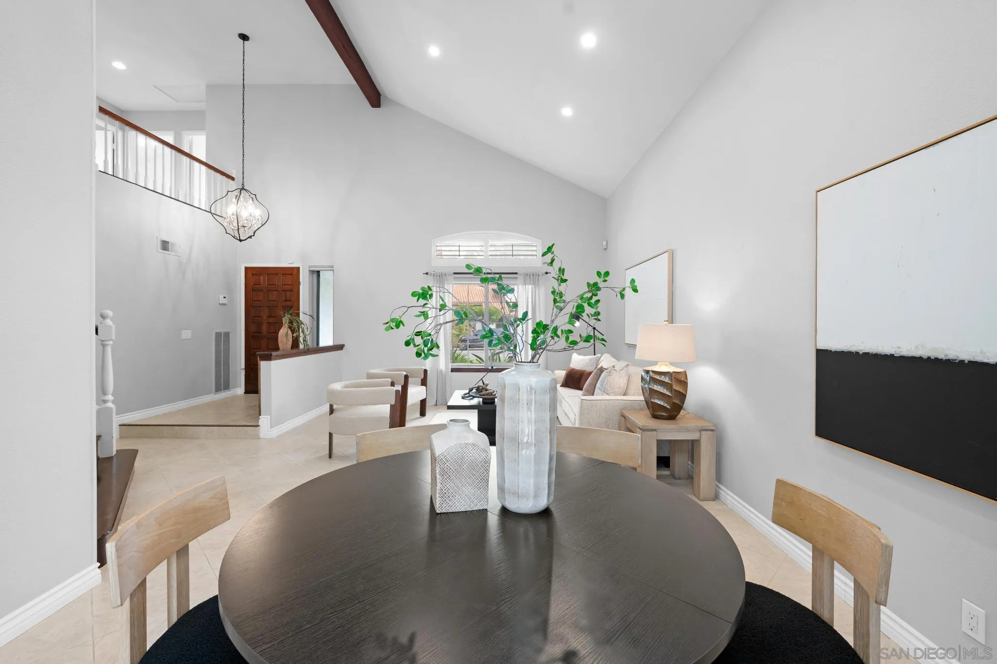 https://cdn.realtyfeed.com/cdn/127/260008225/f37d7b4f03cf4382dc67f6e5cdd56c5e.webp