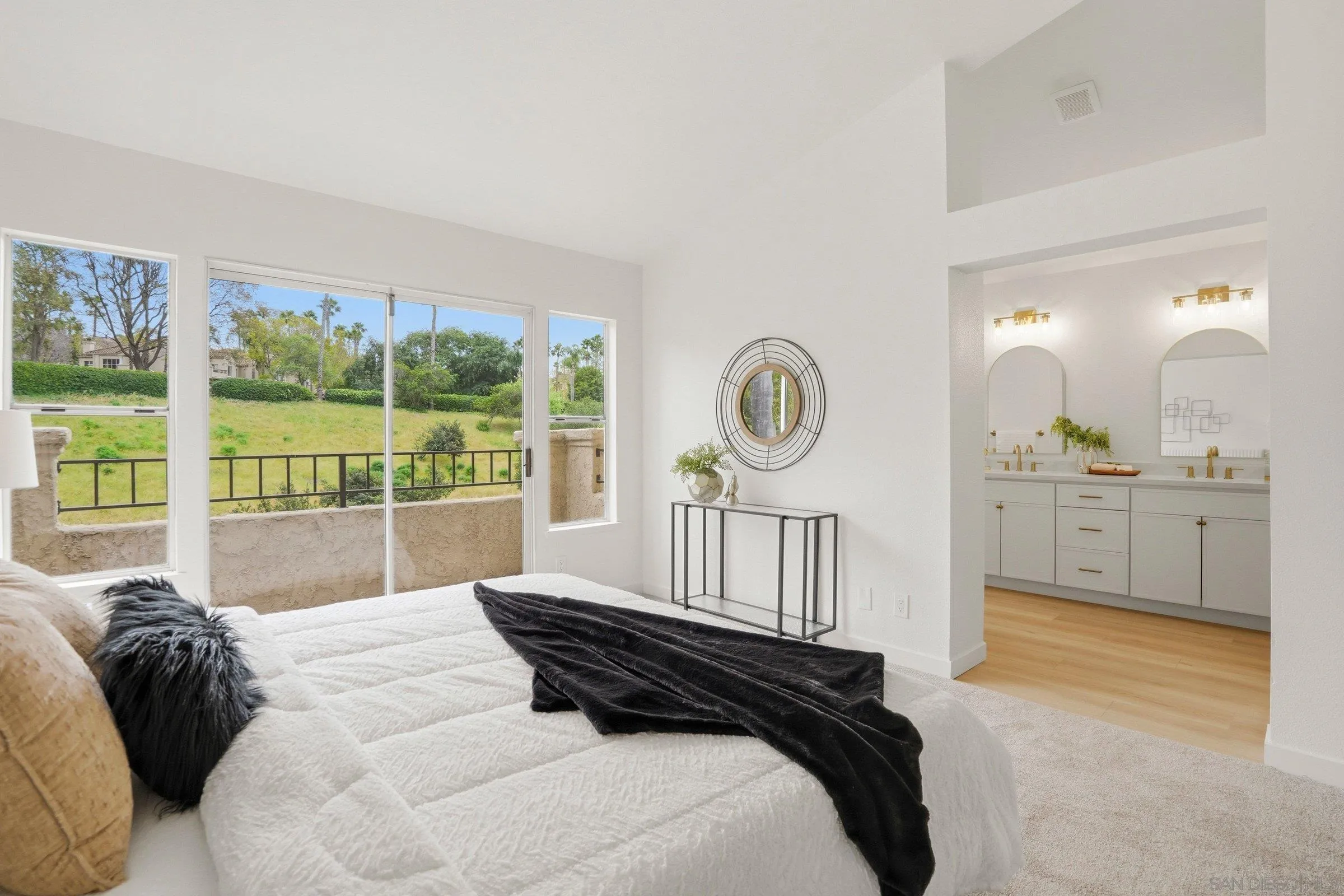 Photo #16: 260008227 Listing: Photo #16