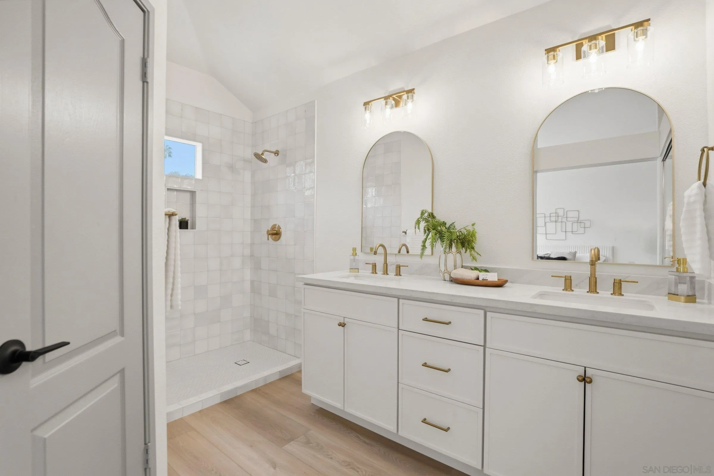 Photo #19: 260008227 Listing: Photo #19