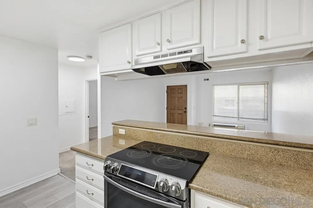 https://cdn.realtyfeed.com/cdn/127/260008232/8d2fcf52497ad0518243874fce065e10.webp