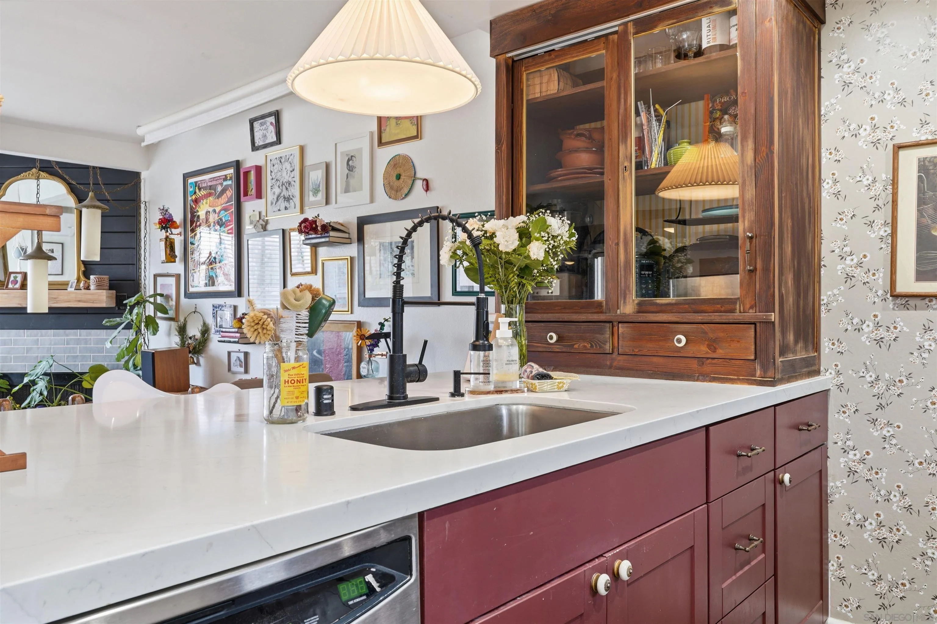 Photo #9: 260008234 Listing: Photo #9