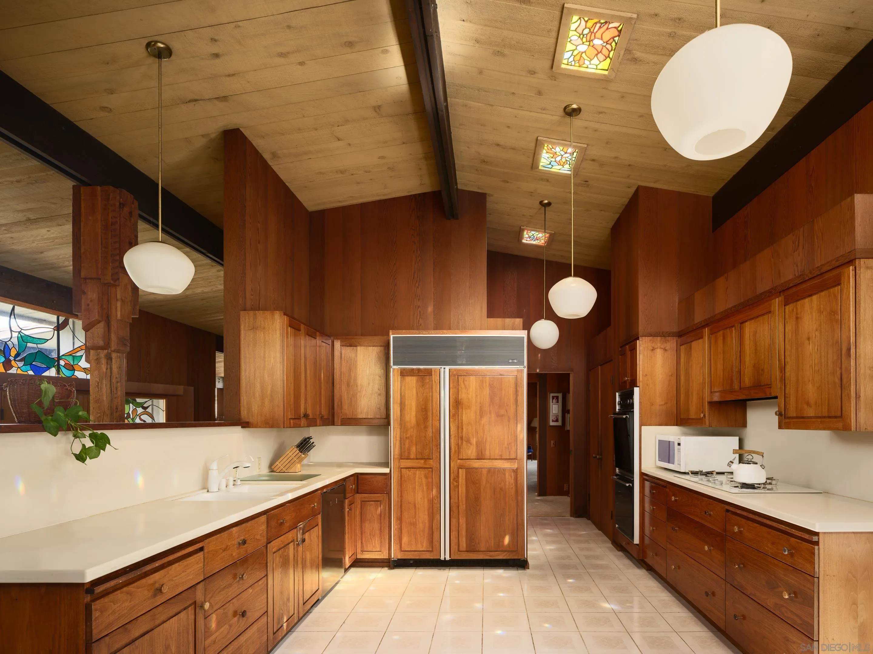 https://cdn.realtyfeed.com/cdn/127/260008237/31f542b0ec2c09a220c87711db1a3ff8.webp