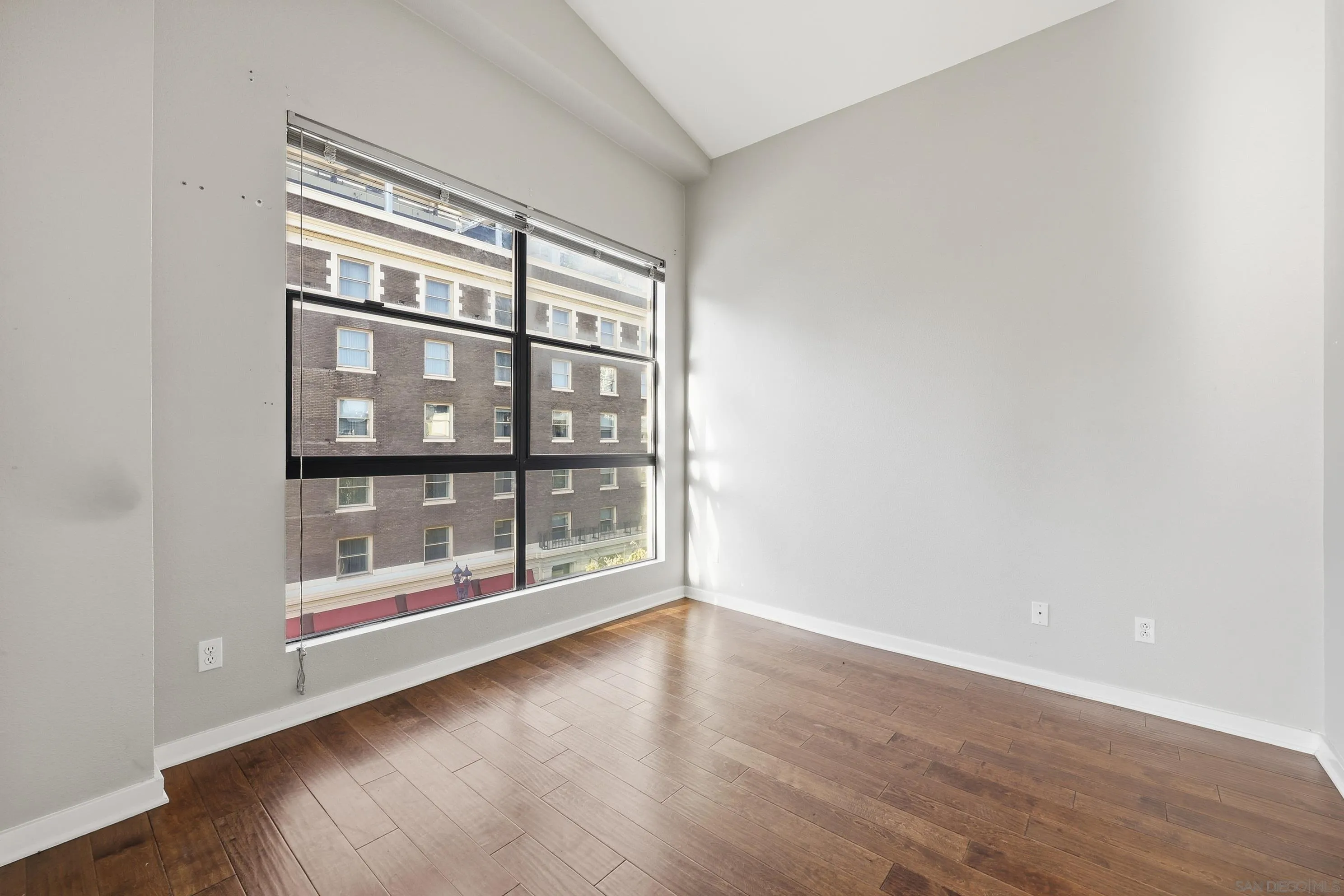 Photo #35: 260008239 Listing: Photo #35
