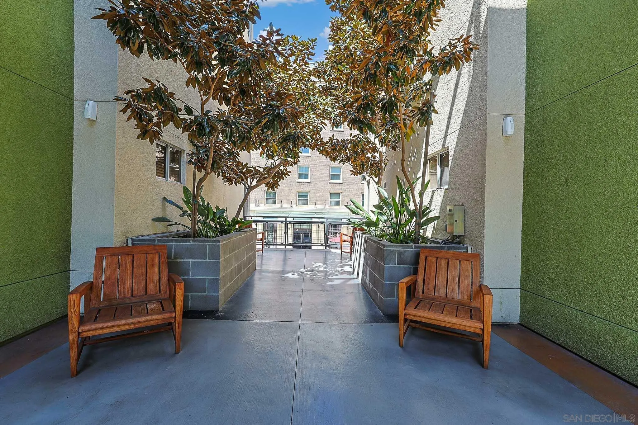 Photo #43: 260008239 Listing: Photo #43