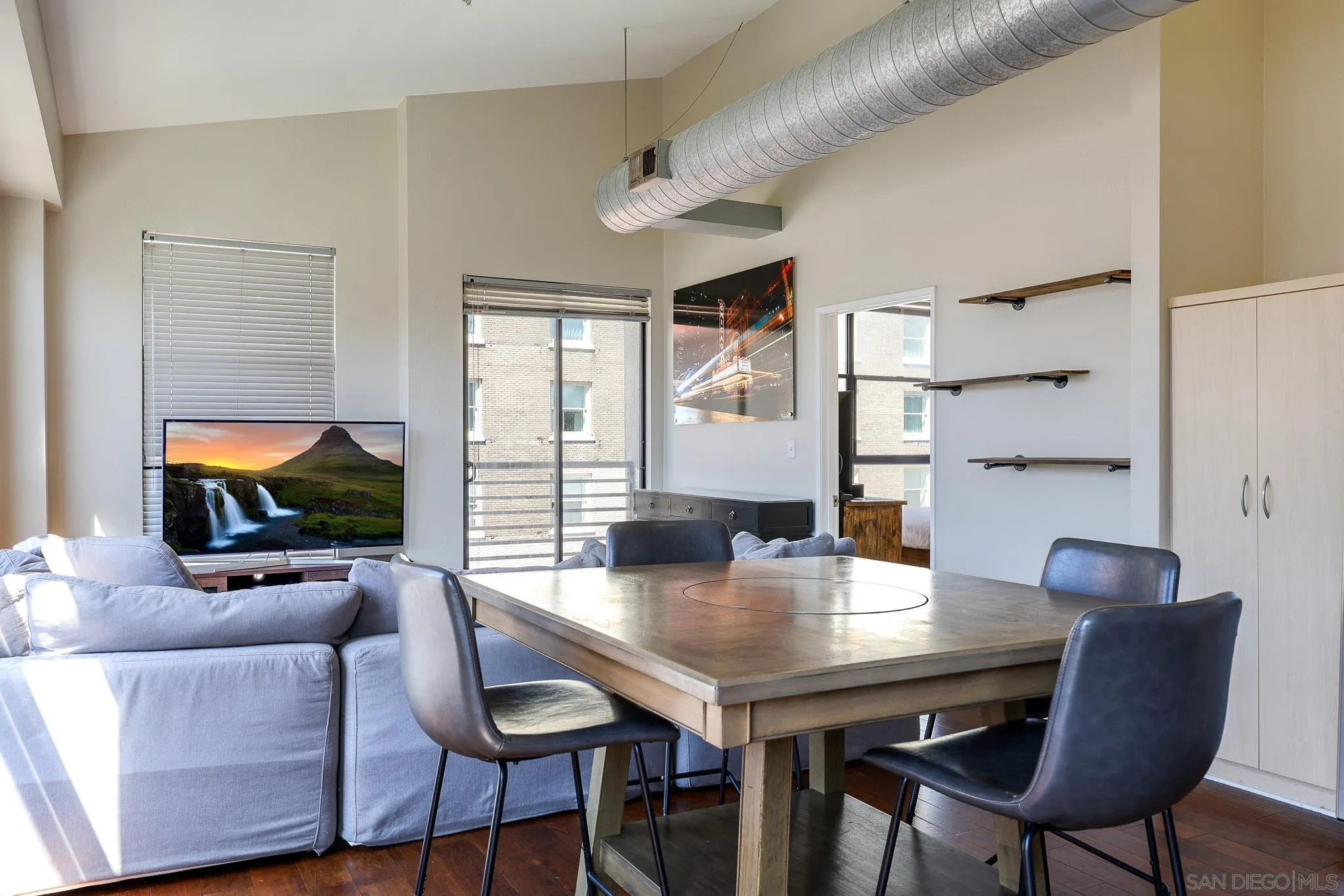 Photo #10: 260008239 Listing: Photo #10