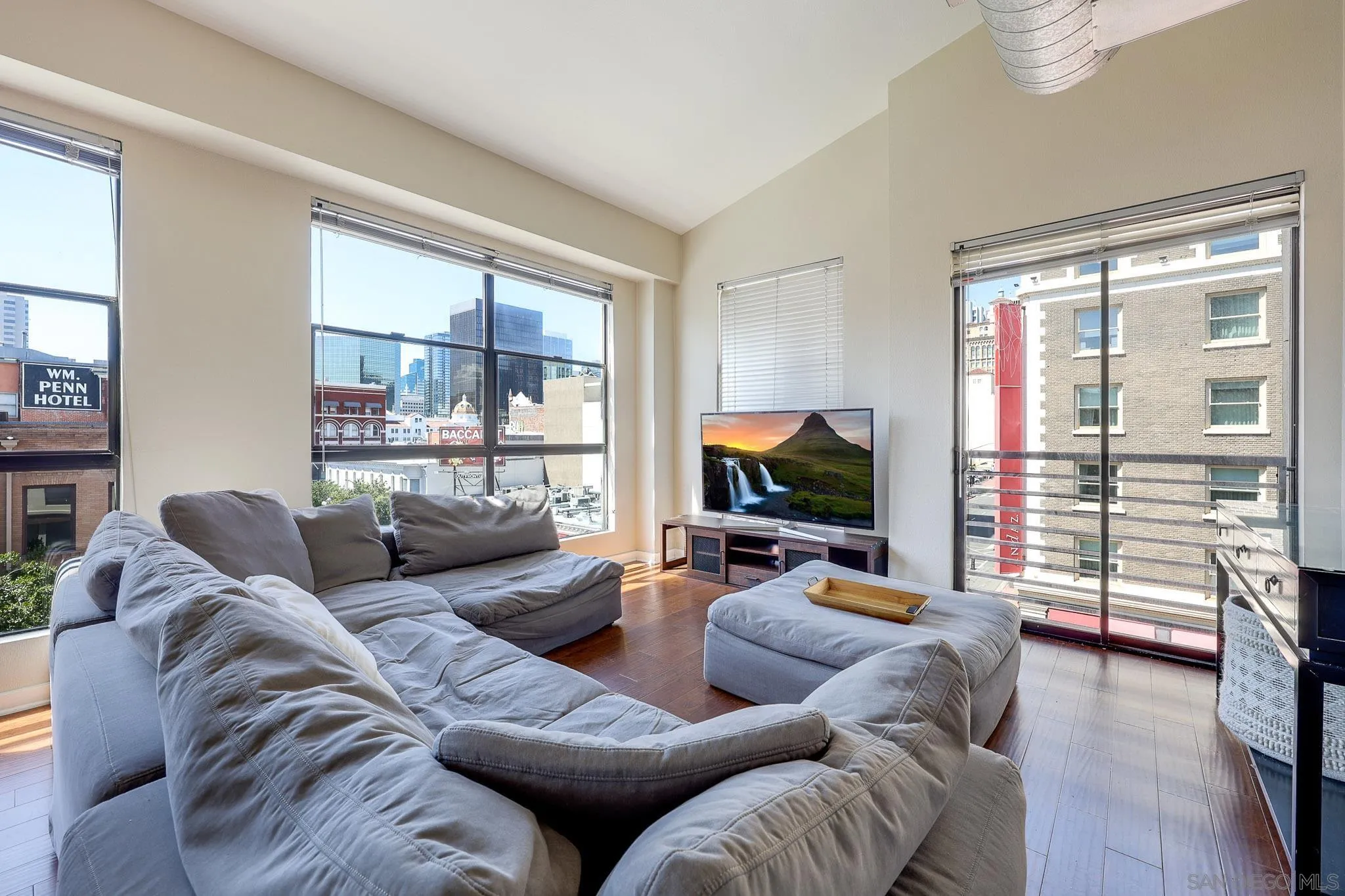 Photo #5: 260008239 Listing: Photo #5