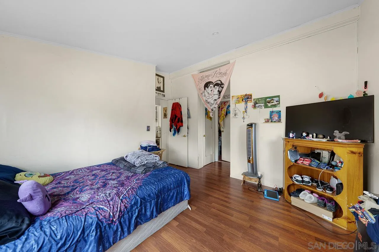 https://cdn.realtyfeed.com/cdn/127/260008243/58eaca97864cb6af1640e4bd49245f22.webp