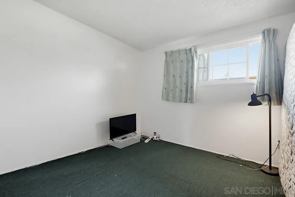 https://cdn.realtyfeed.com/cdn/127/260008244/7624c664787f1b20927e4feb0bd3233e.webp
