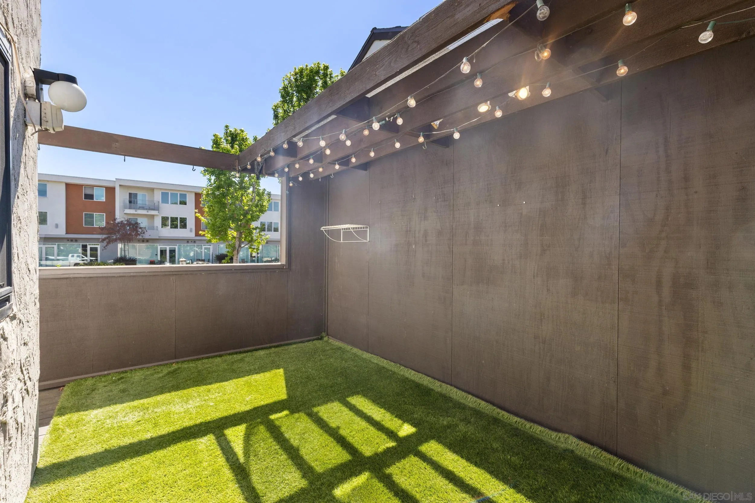 Photo #11: 260008247 Listing: Photo #11