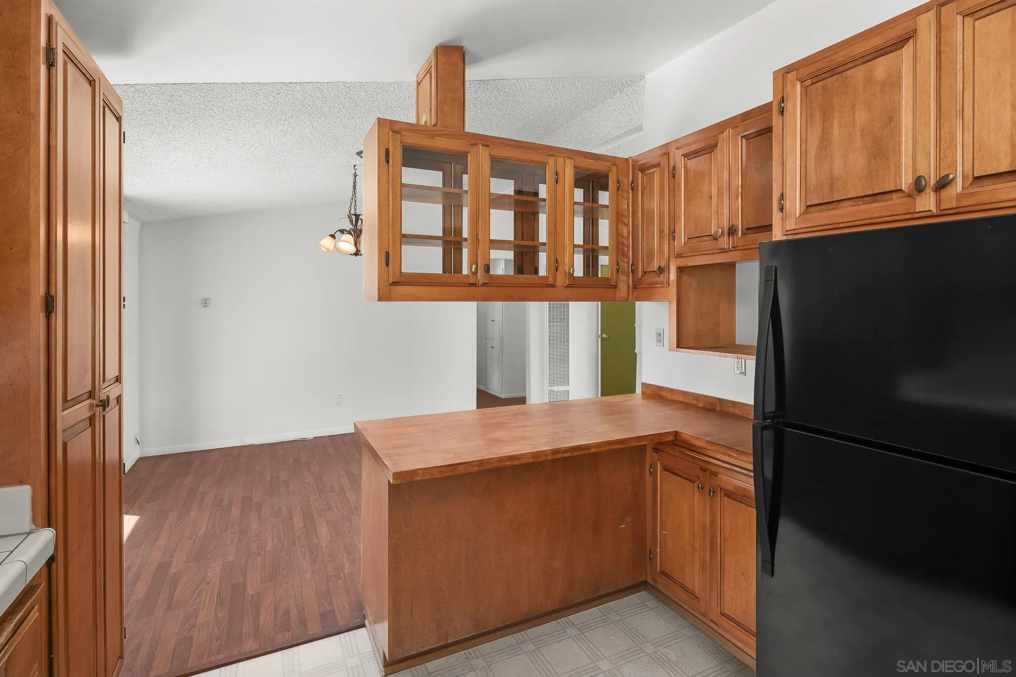 https://cdn.realtyfeed.com/cdn/127/260008248/02023370a78ac0c8c2259a65ae5e2e59.webp