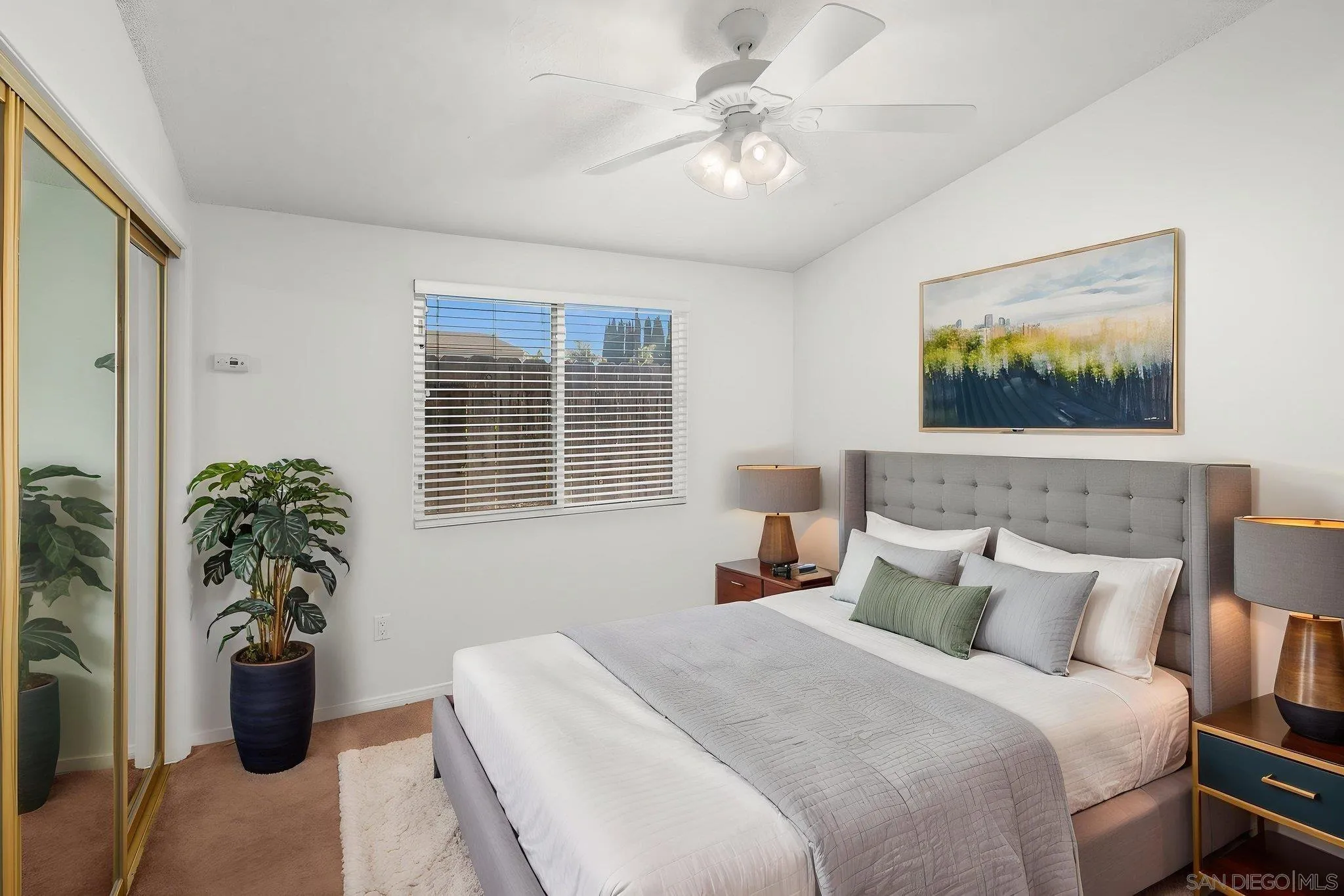 https://cdn.realtyfeed.com/cdn/127/260008248/91a0667aaf2075d4405f370da027467a.webp