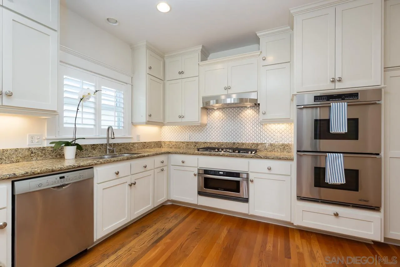 https://cdn.realtyfeed.com/cdn/127/260008252/221945a0eb903b5146a06923860cdaf4.webp