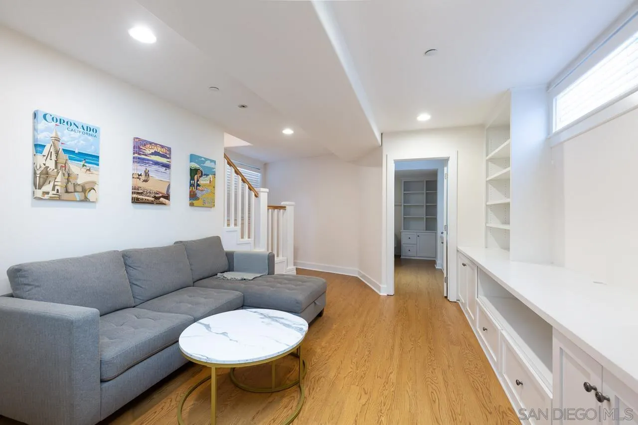 https://cdn.realtyfeed.com/cdn/127/260008252/e9e2d59f893d585c7e3be4d470293723.webp