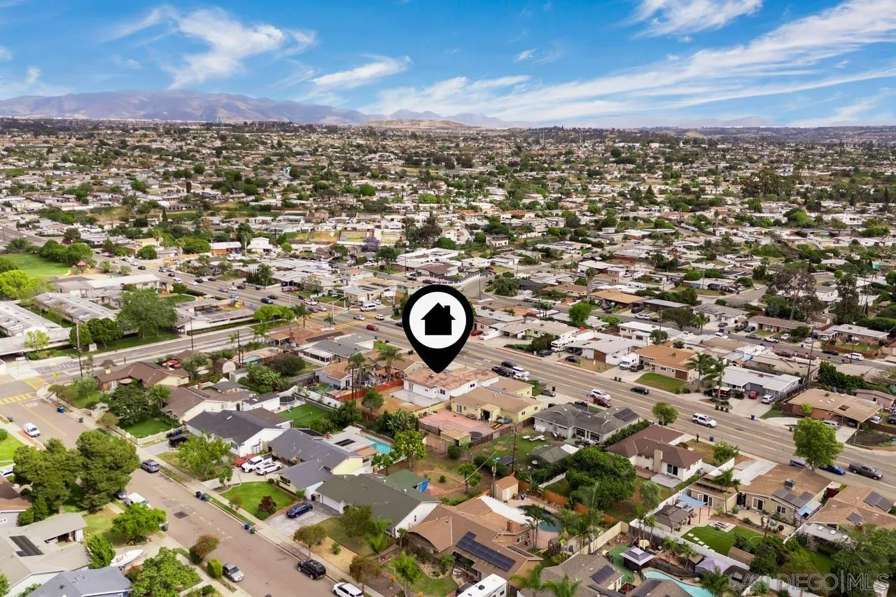 https://cdn.realtyfeed.com/cdn/127/260008256/d595f3b9e248cec00441c4d57451f973.webp