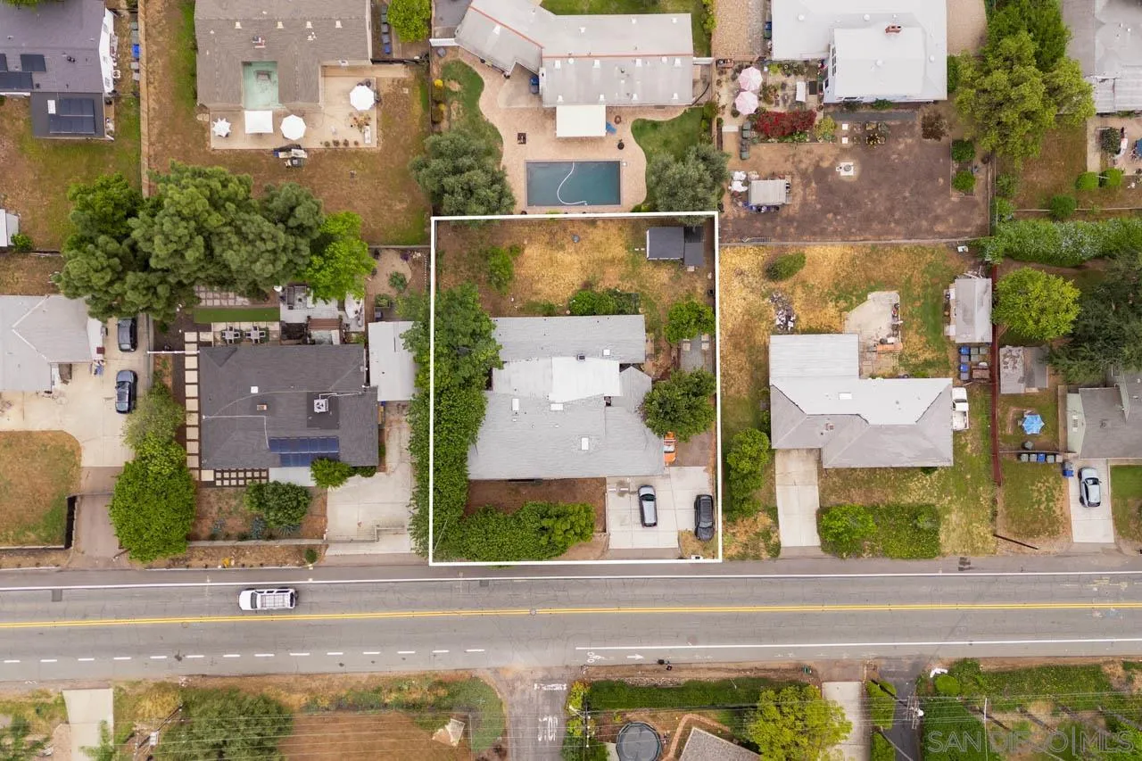 https://cdn.realtyfeed.com/cdn/127/260008258/47c9ca7eca276d78d3a0b0d0837268f2.webp