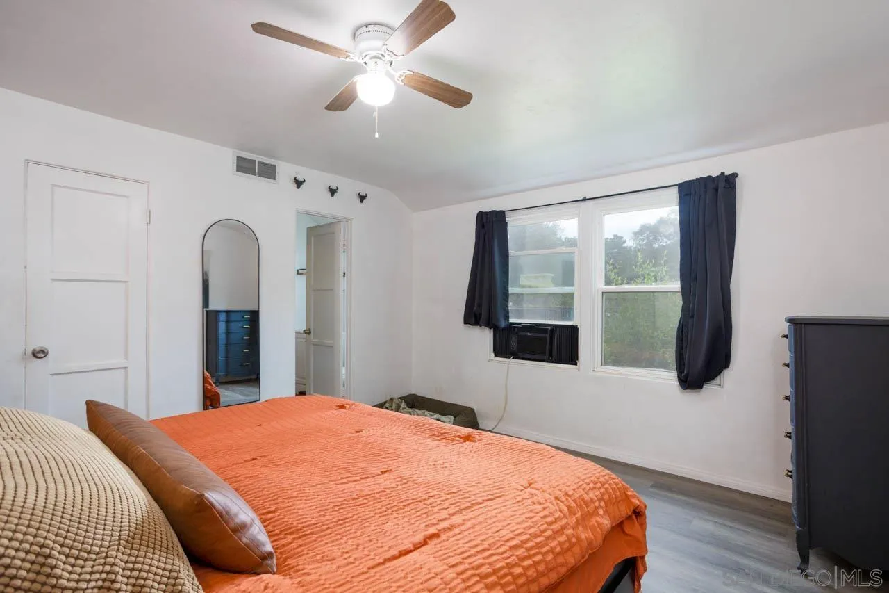 https://cdn.realtyfeed.com/cdn/127/260008258/fb28ee9a0f2998daf7045f8c9da06c21.webp