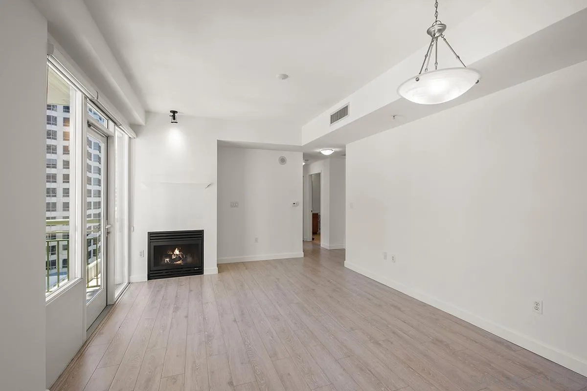 Photo #15: 260008259 Listing: Photo #15