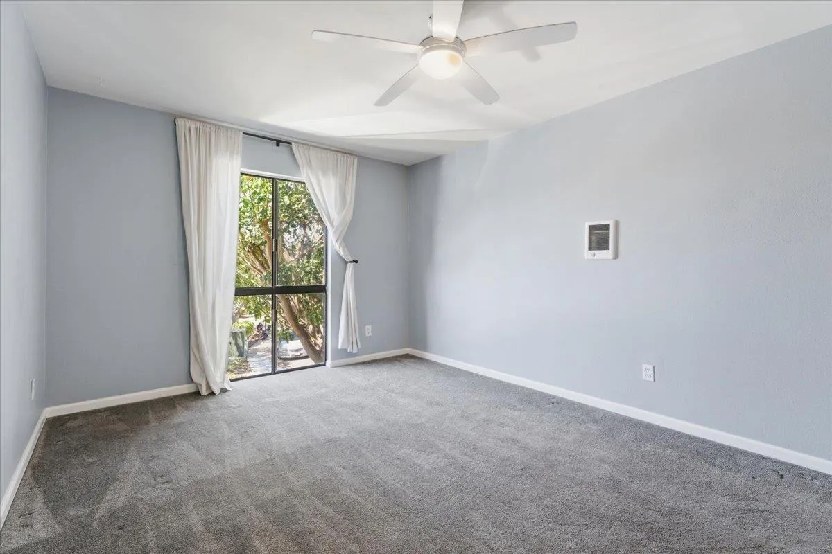 Photo #15: 260008261 Listing: Photo #15