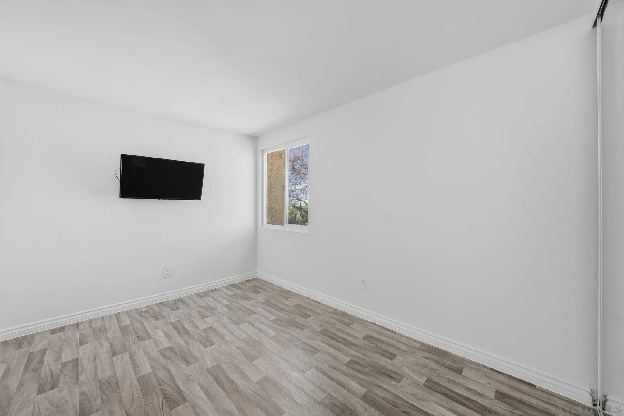 Photo #14: 260008262 Listing: Photo #14