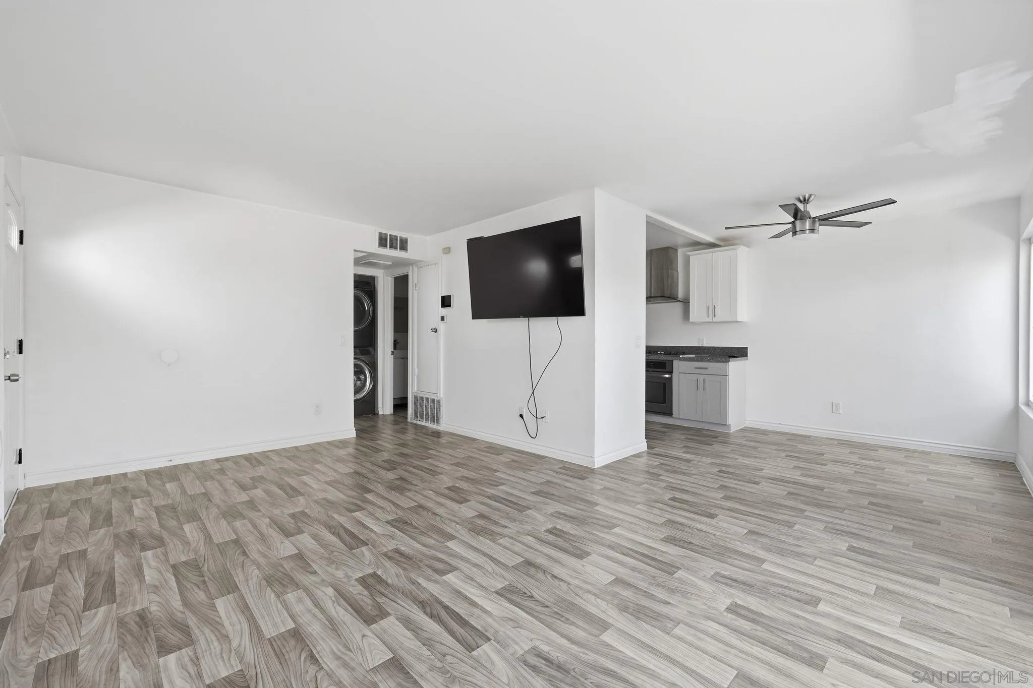 Photo #13: 260008262 Listing: Photo #13