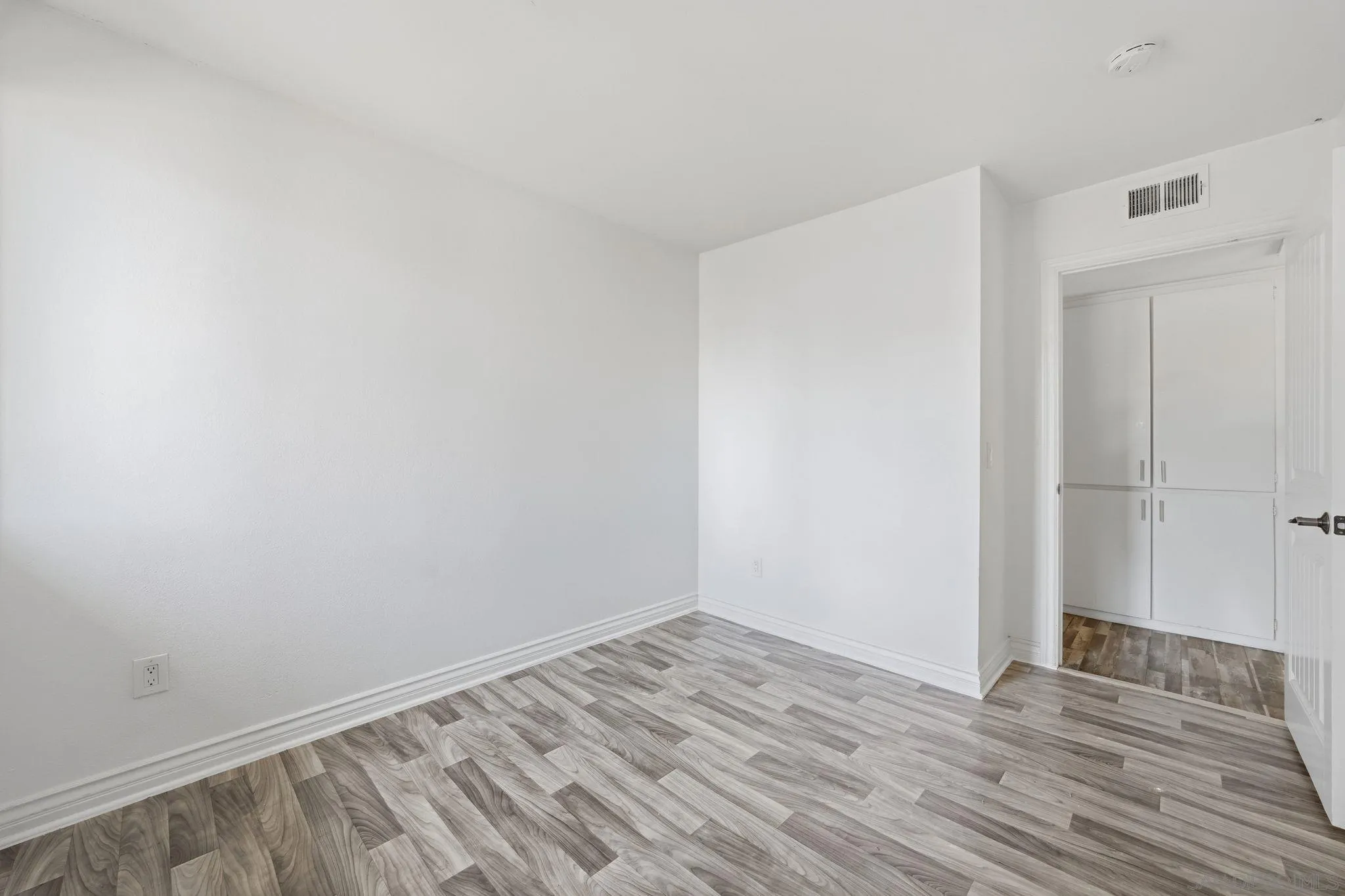 Photo #17: 260008262 Listing: Photo #17