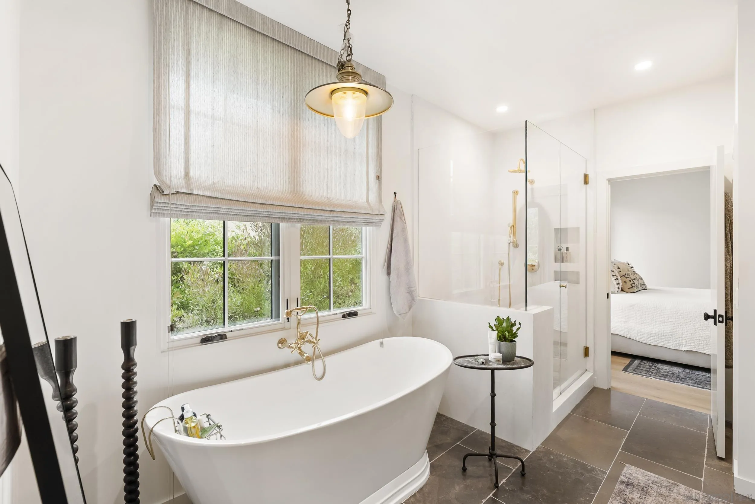 https://cdn.realtyfeed.com/cdn/127/260008263/2123038a8aa3063cf545ca4584d273fa.webp